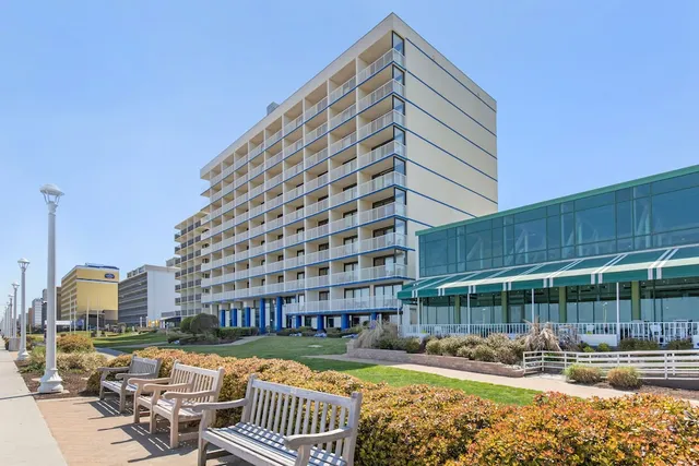 Coastal Hotel & Suites Virginia Beach - Oceanfront