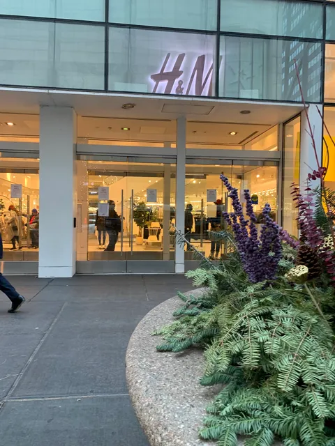 H&M