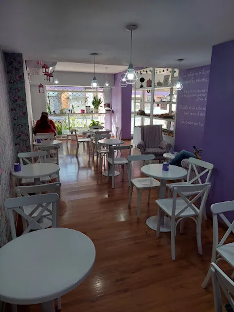 San Cayetano II Petit Café