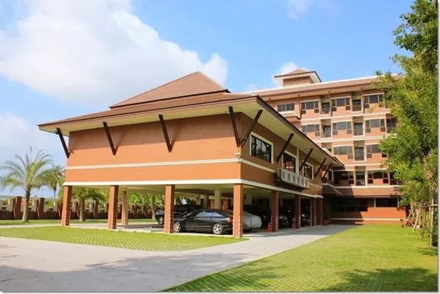 CY hotel & Residence โรงแรม ซีวาย โฮเทล แอนด์ เรสซิเดนซ์