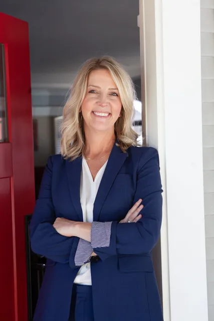 Julie Montenegro - State Farm Insurance Agent