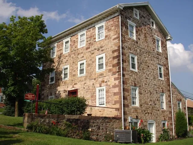 Schoeneck Hotel Bed & Breakfast