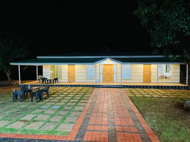 Retreat Holiday Homes