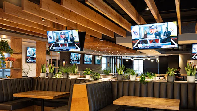 ROCKWELL Food + Taps