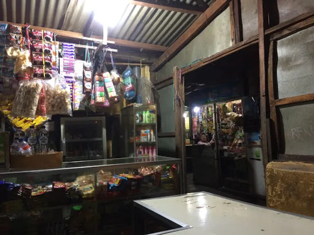 Warung Umi Mayeseh (JSQ Basecamp)