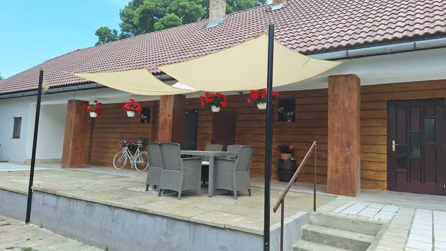 Fekete Gólya Fogadó