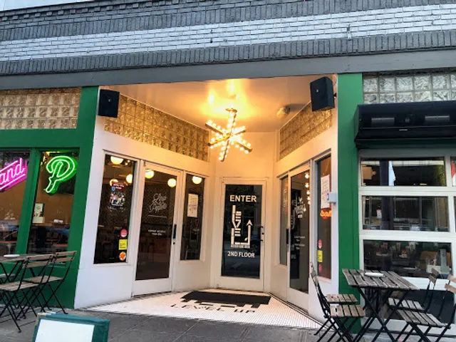 Virgil's Cocktails and Cocina