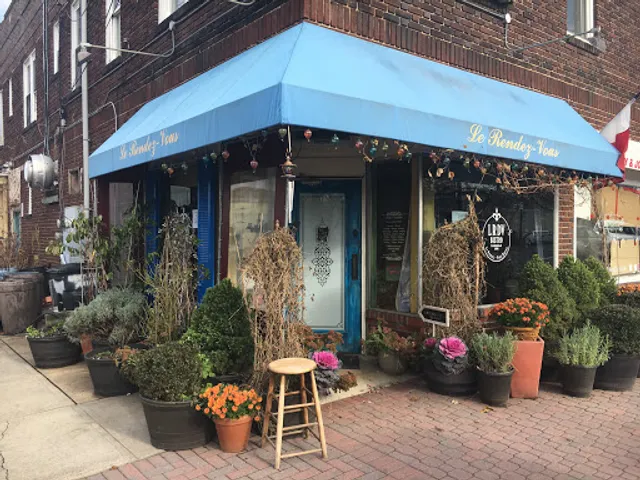 Le Rendez-Vous Bistro