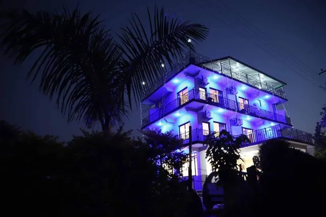 Hotel The Village Residency