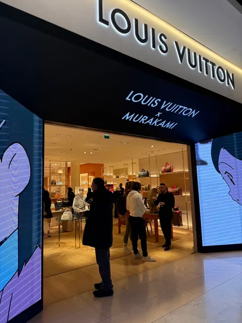 Louis Vuitton Charles de Gaulle T2AC