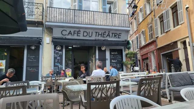 Le Café Théâtre