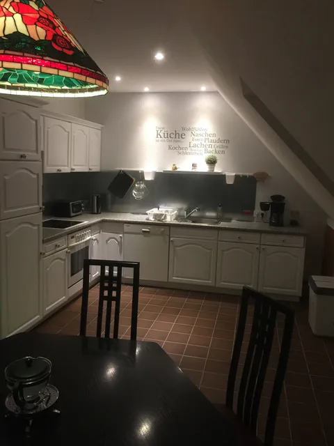 Toms Great House of Hygge