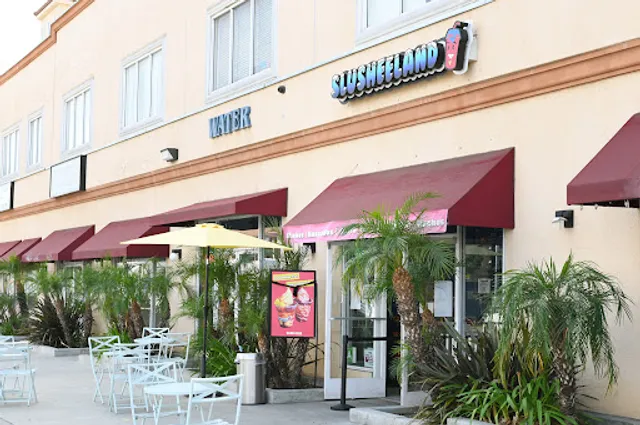 Slusheeland - Frozen Treats and Snacks