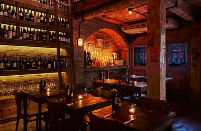 Cantina Italian Kitchen (Ari)