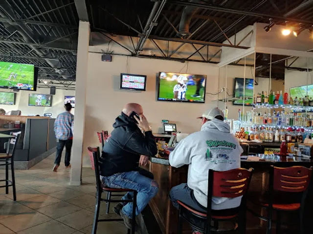 Lighthouse Bar & Grill