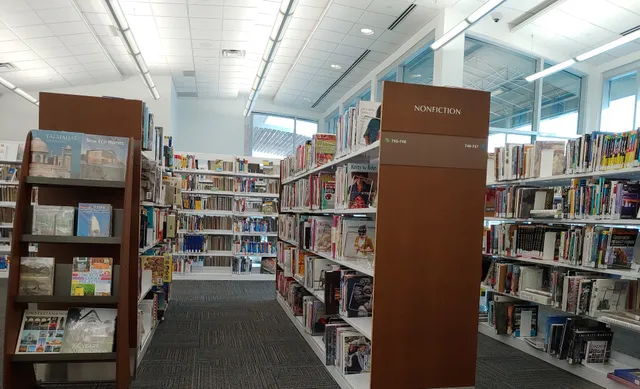 Douglas County Libraries: Highlands Ranch