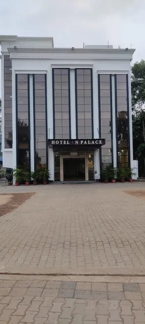 HOTEL J.N PALACE