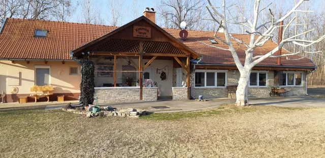 Kimmich Vendégház & Lovasbirtok