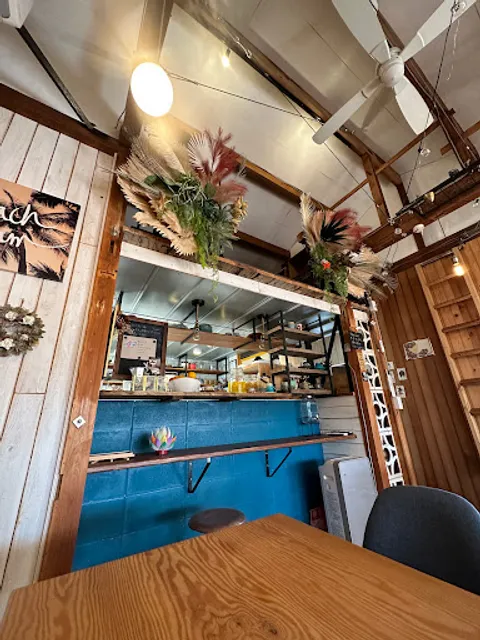 KAFUU 山の麓のやちむんcafe＋guesthouse