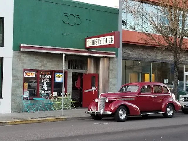 Thirsty Duck Saloon