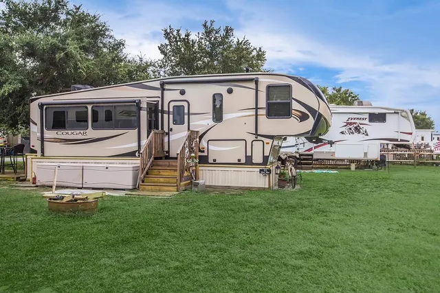 Harbor Point RV Community