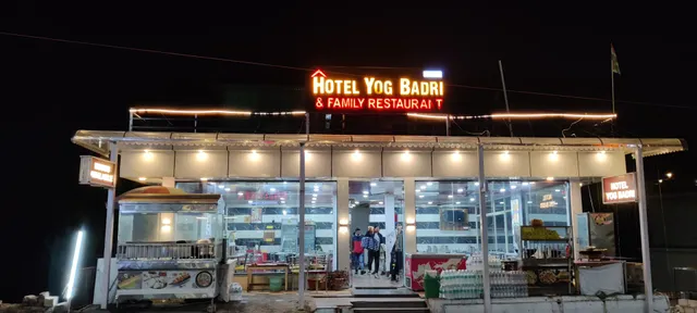 Hotel Yog Badri & Restaurant