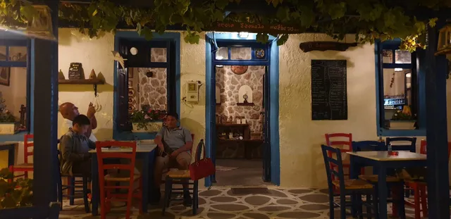 Δάσκαλος Παραδοσιακό καφενείο