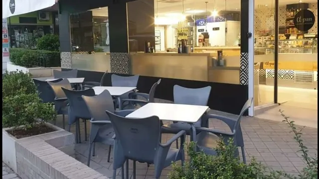 Cafetería Panadería D PAN LOS AMIGOS