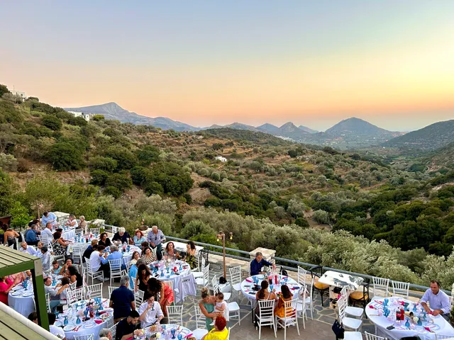 ELaiolithos - Luxury Villa Suites - Adults Only