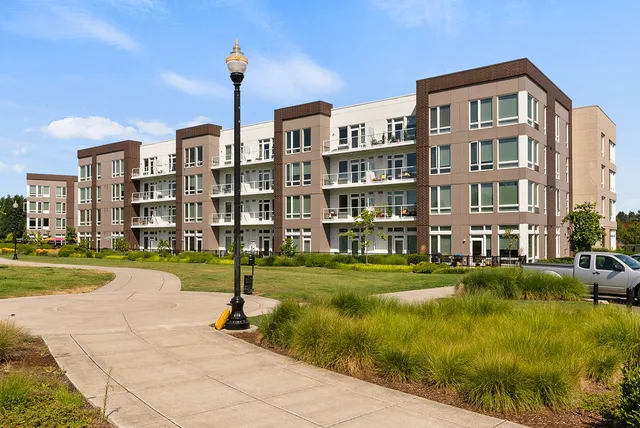 The Club at the Park Apartments