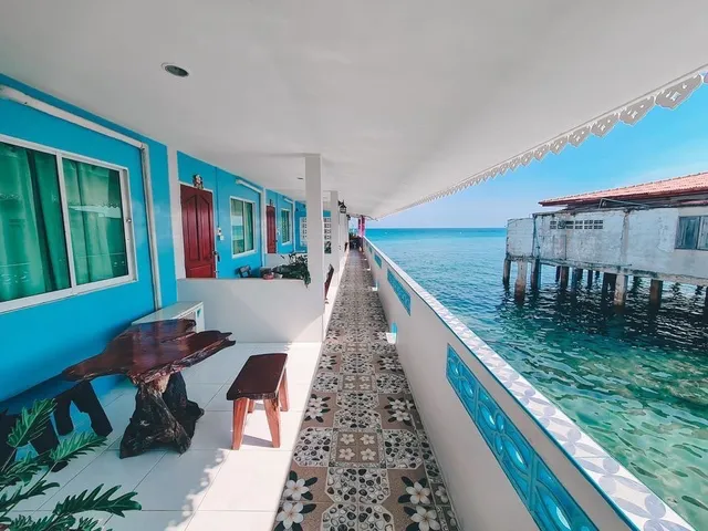 บ้านทะเลสวย เกาะล้าน