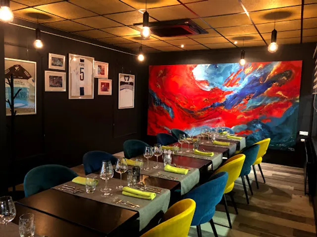 Legend's Club House & Sports Bar