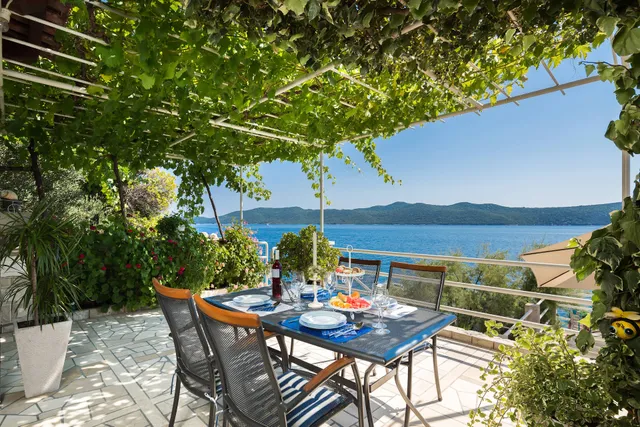 Apartments Ratac Lobrović