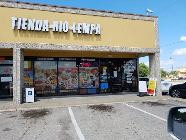 Tienda Rio Lempa pupuseria #3