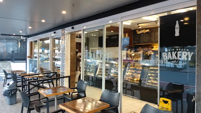 Main Beach Bakery