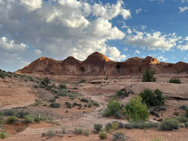 Corona Arch Trailhead