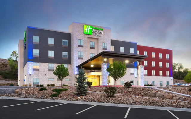 Holiday Inn Express & Suites Price by IHG