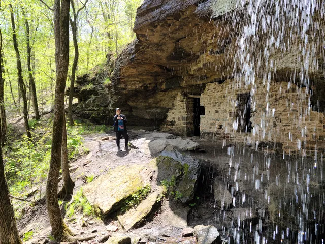 Moonshiners Cave