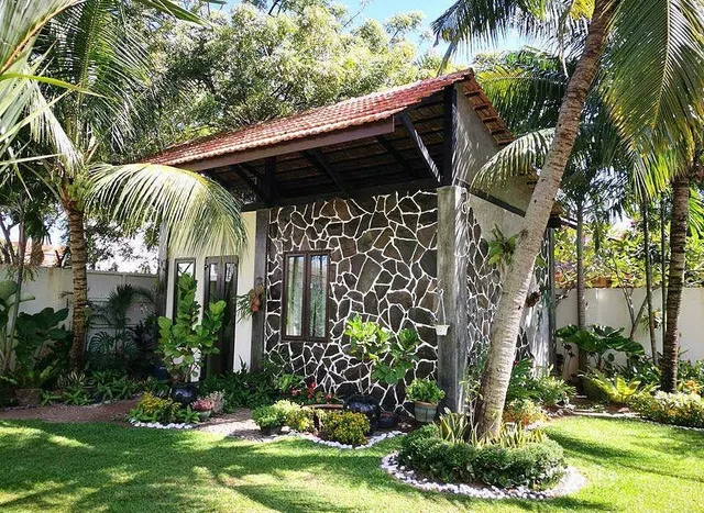 Casugria Dutch Residence 1810