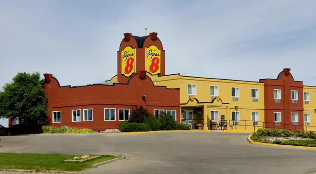 Super 8 by Wyndham Swift Current