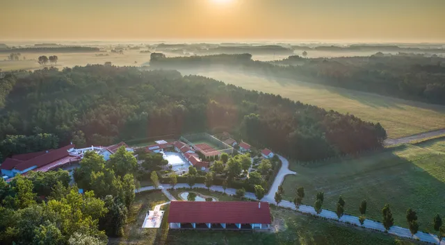 Csipkerozsa Üdülőházak