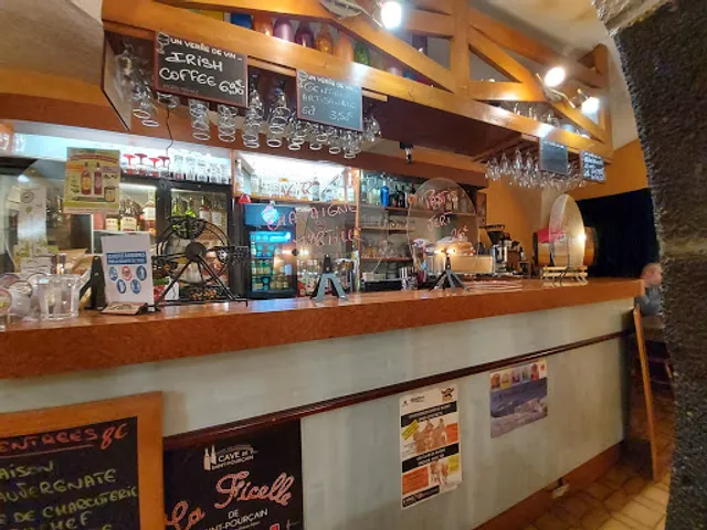 Le Petit Casse Graine