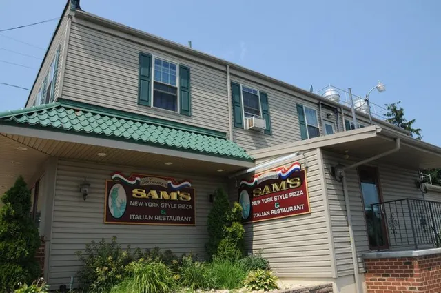 Sam's Pizza