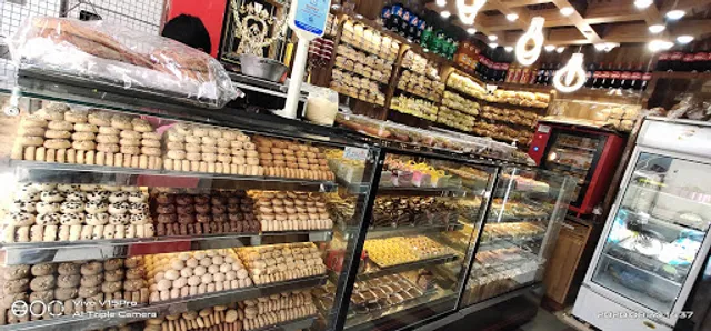 LJ bakery(Mavalli bakery)