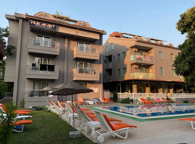 Nur Apart