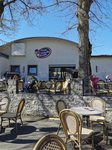 Eiscafé Schoko-Vanille