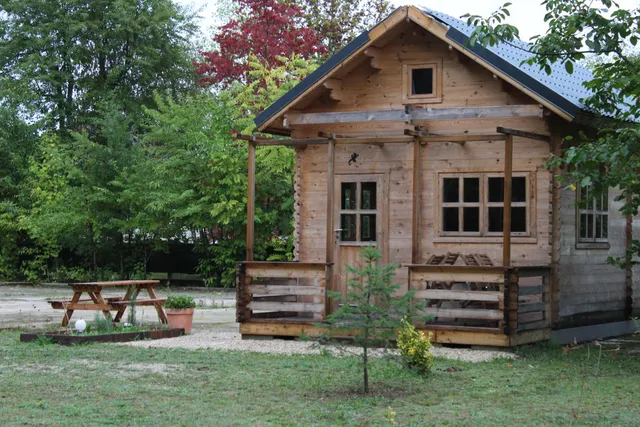 Le Clos des Ecureuils, location chambres d'hôtes et gîtes.