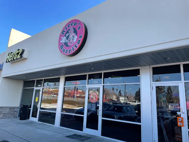 Riccos Burritos
