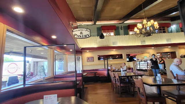 Gourmet Pie & Cafe