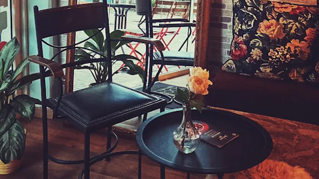 Sherlock Coffee Maker